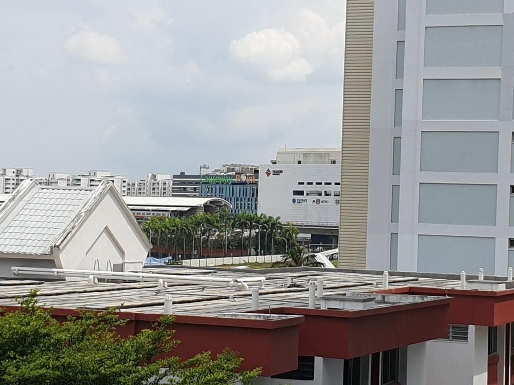 Near Woodlands MRT, 2-bedroom unit with living room (half jumbo unit) for rent632272329397771119