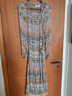 (Category: ) located in . Submitted by mcclosetclearout (Listing ID 1361241928, Image 1). Description: .