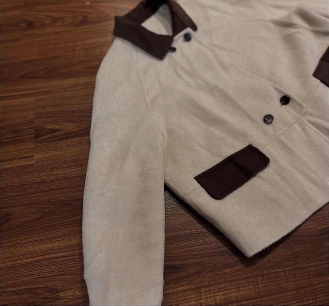 Overcoat (Category: Others Tops) located in Pasig City. Submitted by ukaygodd (Listing ID 1361256931, Image 3). Description: Off Brand Overcoat . Wool material, 2 tone Cropped, lightweight, no signs of usage Unisex . Size M L24.5 W25.5 P450.