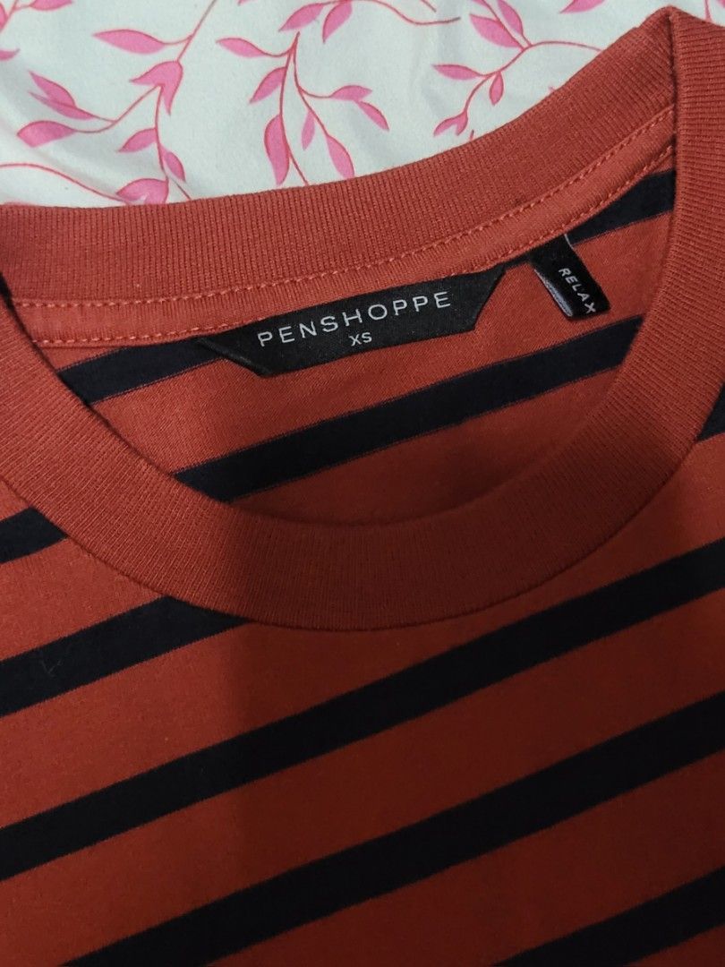 Penshoppe T-shirt (Category: Tshirts & Polo Shirts ) located in Manila. Submitted by aliii12 (Listing ID 1361333565, Image 3). Description: Penshoppe t-shirt branded - once lang suot 📌 All prices are still negotiable. 📌 Reason for selling: Need to declutter. Need extra income for my mother's maintenance (she is diabetic). Pm lang po sa gusto bumili 😊 Thank you! 📌 Payment first policy 🚗 Shipping thru: Lalamove and Grab 📩 For any question/s, 