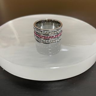 (Category: ) located in . Submitted by lunajewels (Listing ID 1361313615, Image 1). Description: .