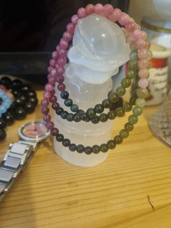 (Category: ) located in . Submitted by caro28 (Listing ID 1361337351, Image 1). Description: .