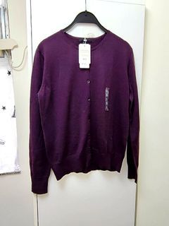💲🈹100% 全新 Uniqle 羊毛開襟衫64204784385282110