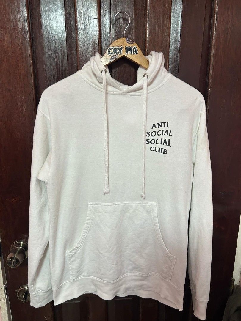 ANTI SOCIAL SOCIAL CLUB KKOCH HOODIE WHITE (Category: Hoodies) located in Puerto Princesa. Submitted by lotsstuff (Listing ID 1356432342, Image 1). Description: SIZE MEDIUM PIT 21 LENGTH 28 EXCELLENT PRICE 998+SF.