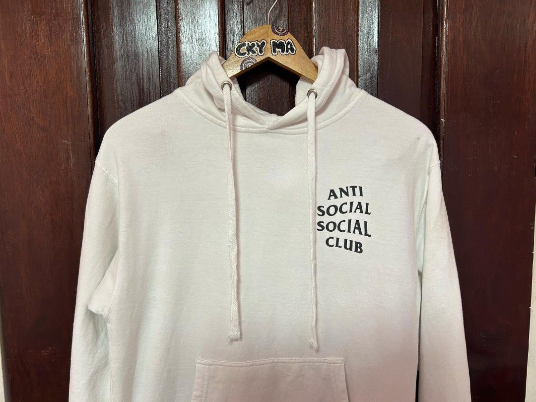 ANTI SOCIAL SOCIAL CLUB KKOCH HOODIE WHITE (Category: Hoodies) located in Puerto Princesa. Submitted by lotsstuff (Listing ID 1356432342, Image 2). Description: SIZE MEDIUM PIT 21 LENGTH 28 EXCELLENT PRICE 998+SF.