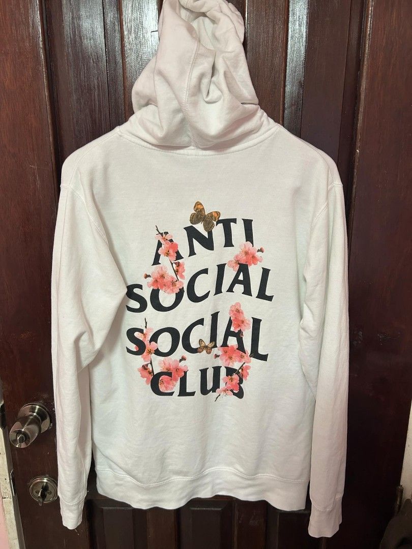 ANTI SOCIAL SOCIAL CLUB KKOCH HOODIE WHITE (Category: Hoodies) located in Puerto Princesa. Submitted by lotsstuff (Listing ID 1356432342, Image 3). Description: SIZE MEDIUM PIT 21 LENGTH 28 EXCELLENT PRICE 998+SF.