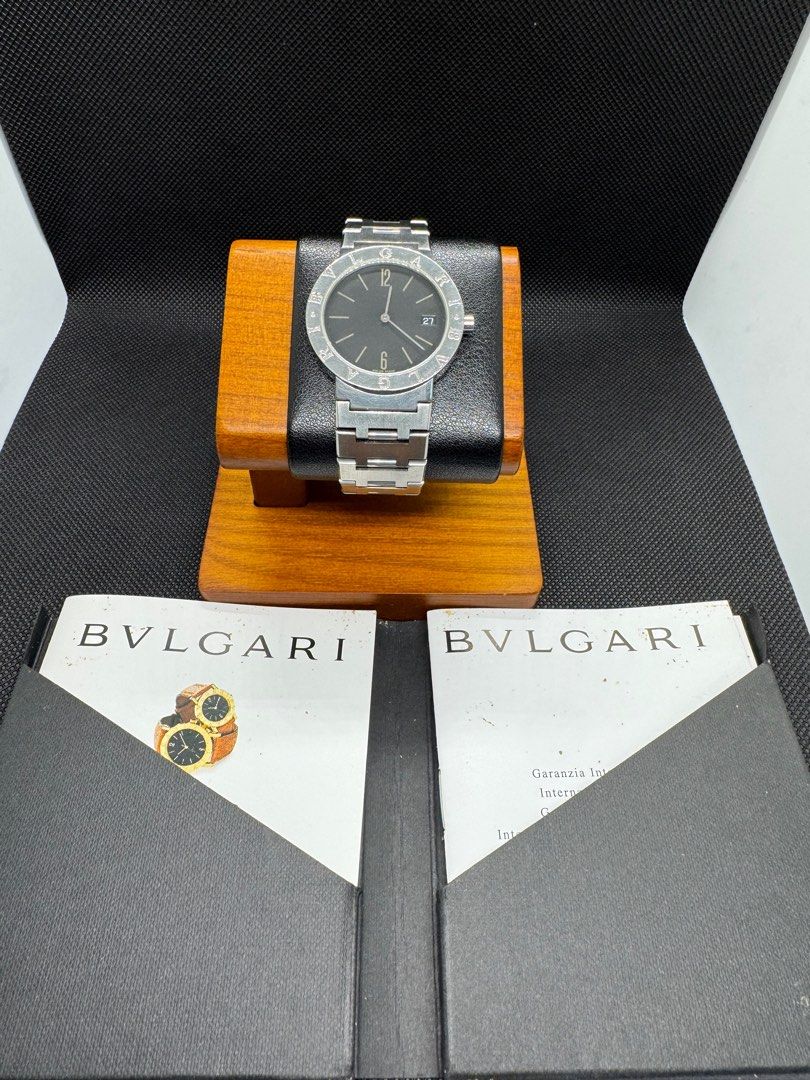 Authentic BVLGARI BB 33 SS Automatic 33mm (Category: Luxury Watches) located in Manila. Submitted by jperks0102 (Listing ID 1356360656, Image 1). Description: Complate with box and papers.