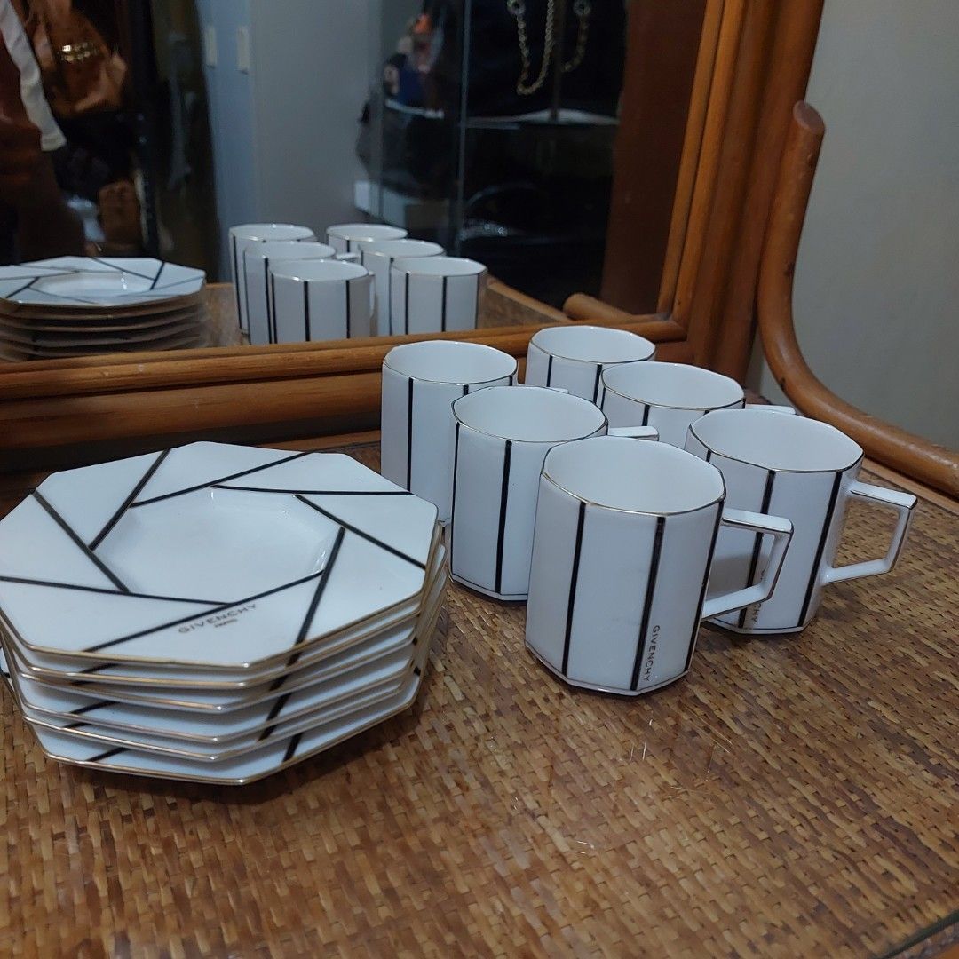 Authentic Givenchy Porcelain 6 Set Cups And Saucer (Category: Coffee & Tea Tableware) located in Binangonan. Submitted by makoleksyon (Listing ID 1356252625, Image 2). Description: brand new condition not used bought in Japan 💯% Authentic Money back guarantee.