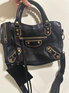 （分類：）位於 。 由 yay1997 提交（商品編號 1356415029，圖片 1）。簡介： 。