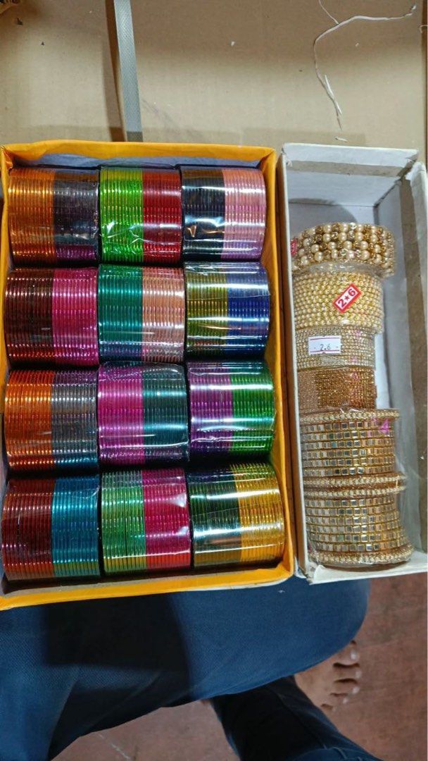 Bangles (Category: Body Jewelry) located in Singapore. Submitted by twinklestar1206 (Listing ID 1356356343, Image 3). Description: .