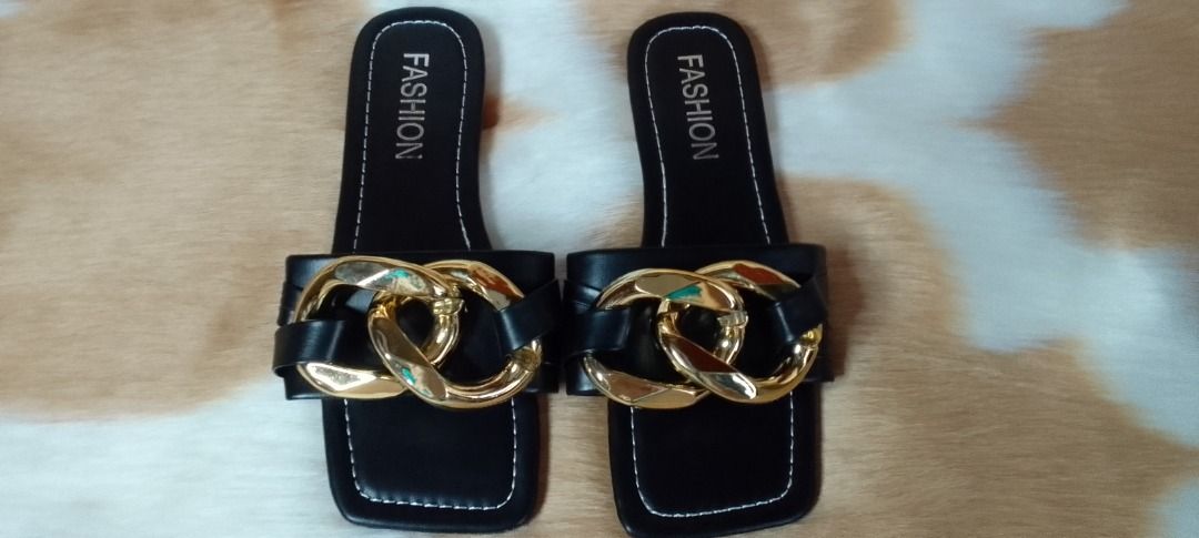 Black Platform fashion sandals (Category: Flats & Sandals) located in Marikina City. Submitted by tatascollections (Listing ID 1356327528, Image 2). Description: READ THIS / BASAHIN ITO !!⬇️⬇️⬇️ Item's color may differ because of lighting !!No Cancellation/Refunds after 1 month!! LOC: Cainta MODE OF PAYMENT: GCASH/COD SHIPPING VIA: LALAMOVE CONTACT NUMBER: 0960-371-8661 DIRECT MESSAGE US FOR MORE INFO AND PICTURES!!!.