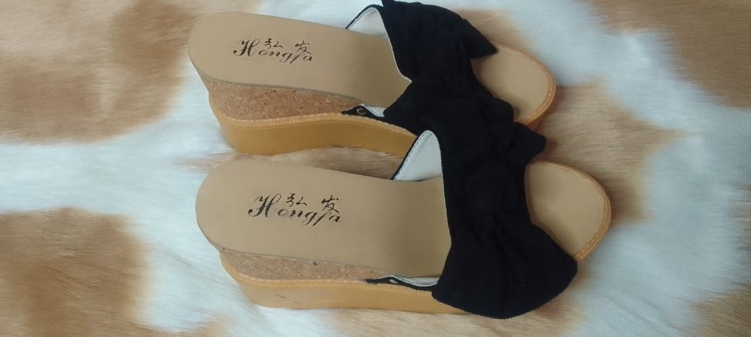 Black ribbon sandals or wedges (Category: Flats & Sandals) located in Marikina City. Submitted by tatascollections (Listing ID 1356325445, Image 3). Description: READ THIS / BASAHIN ITO !!⬇️⬇️⬇️ Item's color may differ because of lighting !!No Cancellation/Refunds after 1 month!! LOC: Cainta MODE OF PAYMENT: GCASH/COD SHIPPING VIA: LALAMOVE CONTACT NUMBER: 0960-371-8661 DIRECT MESSAGE US FOR MORE INFO AND PICTURES!!! .