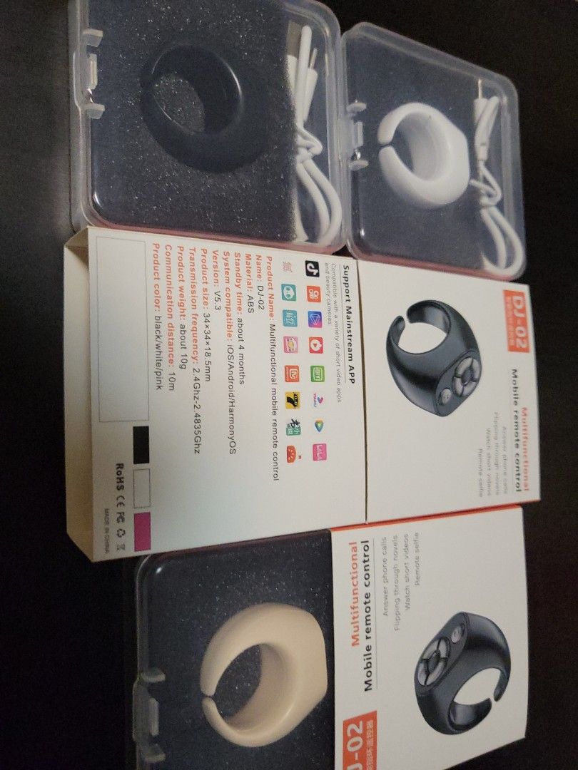 Bluetooth remote ring (Category: Other Mobile & Gadget Accessories) located in Singapore. Submitted by shine666 (Listing ID 1356396677, Image 2). Description: iPhone/ Android Support on many apps Can use to answer calls Hands free scrolling Type C charging Black,beige, white.