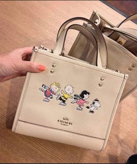 (Category: ) located in . Submitted by j2shoppe (Listing ID 1356344799, Image 1). Description: .