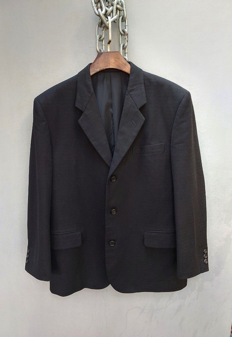 Comme des Garcons 3 Button Jacket (Category: Coats, Jackets and Outerwear) located in Manila. Submitted by plovedmonster (Listing ID 1356319140, Image 1). Description: .