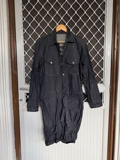 (Category: ) located in . Submitted by hello.curated (Listing ID 1356328298, Image 1). Description: .