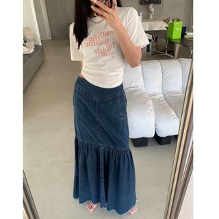 (Category: ) located in . Submitted by quinn_wardrobe (Listing ID 1356379383, Image 1). Description: .