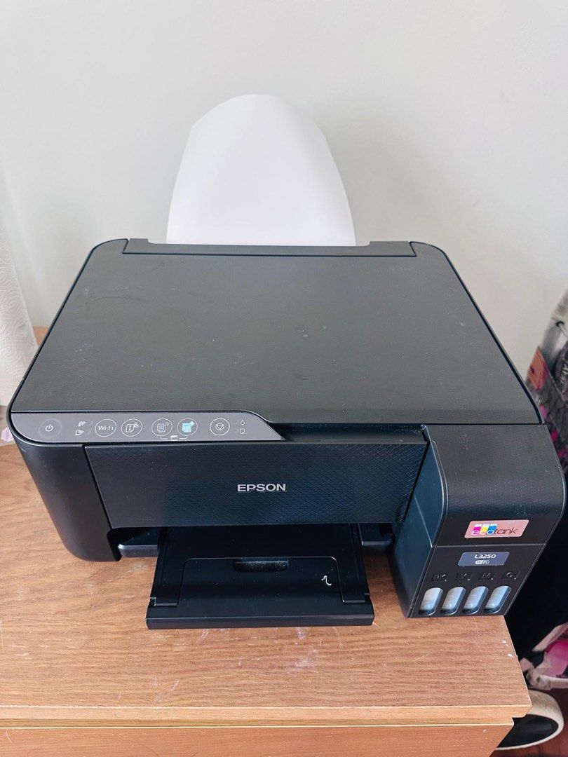 EPSON Printer (Category: Printers, Scanners & Copiers) located in Singapore. Submitted by nam99 (Listing ID 1356265342, Image 1). Description: The printer is in excellent condition, almost new, and has been hardly used..