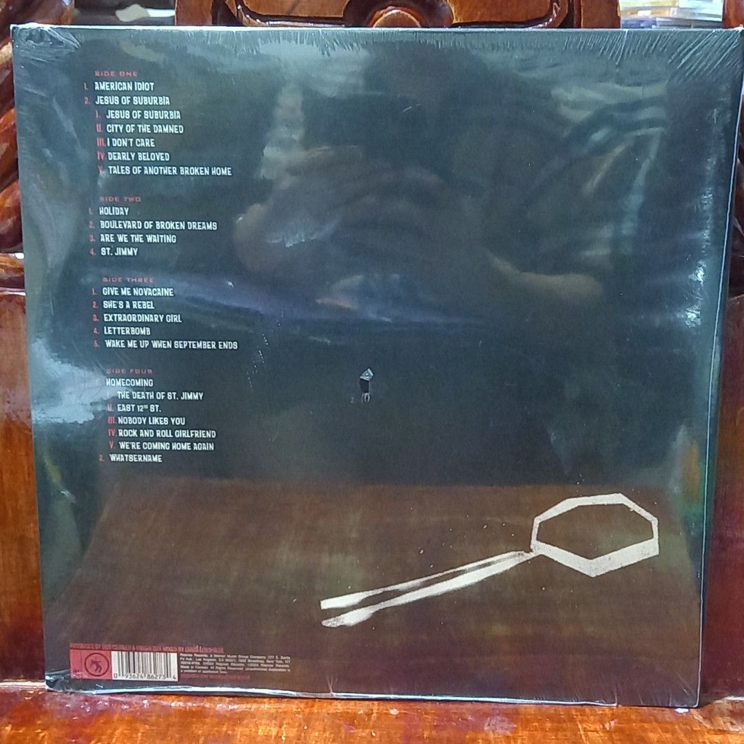 GREENDAY 2LP RED BLACK SPLATTER VINYL 20TH ANNI (Category: Vinyls) located in Quezon City. Submitted by collectiblespopupshop (Listing ID 1356375053, Image 2). Description: Welcome to collectible pop up shop MUSIC AND VIDEO STORE! 👝Posted items are on hand. 💿🎧🎵💽🎷📽🎥 CD'S / DVD's Books & VINYL are all imported made in uk our local opm album and original in mint to nearmint & unsealead sealed brand new 🛒Pls add to cart to check stocks avail
