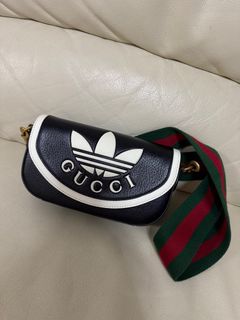 （分類：）位於 。 由 leofan1116 提交（商品編號 1356367701，圖片 1）。簡介： 。