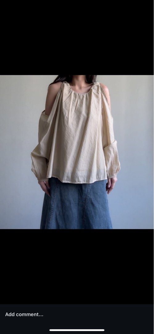 High Quality Open Shoulder Cotton Linen Top (Category: Longsleeves) located in Paranaque City. Submitted by matildascatalog (Listing ID 1356269148, Image 1). Description: ‼️Last price posted‼️ Purchased from kookiemrkt on IG (Photos from kookiemrkt) Size Medium Feels like an expensive top!! K-drama main character vibes So comfortable and pretty in person RFS: the color doesn't suit my skintone.