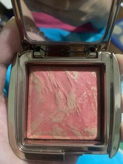 Hourglass Ambient Lighting Blush Dim Infusion