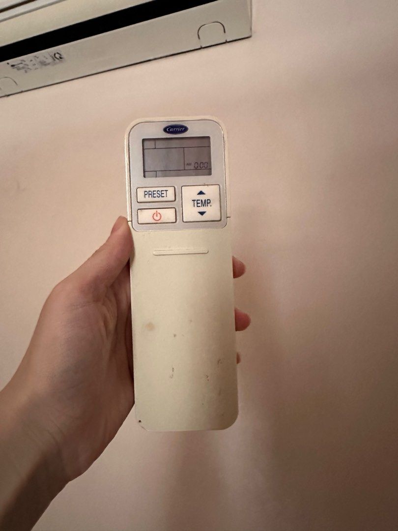 INVERTER Split Type Carrier 1 HP Aircon (Category: Air Conditioning and Heating) located in Antipolo. Submitted by jaejengar (Listing ID 1356312077, Image 3). Description: - RFS: upgrade - good condition .