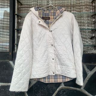 (Kategori: ) berada di . Dikirim oleh bajutata (ID iklan 1356290883, Gambar 1). Deskripsi: .