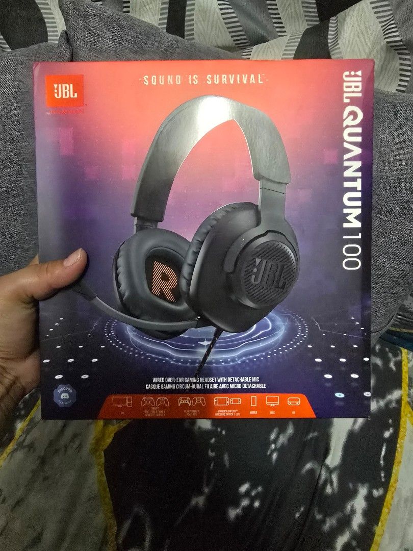 JBL Quantum 100 original (Category: Headphones & Headsets) located in Pasig City. Submitted by Tuligskanga (Listing ID 1356324694, Image 1). Description: For sale only Jbl Quantum signature sounds 100%Legit galing abenson to wala lang receipt Wired over-ear gaming headset with detachable mike casque gaming circum fiaire avec micro detachable Can connect PC Play station Mobile Mac Vr 3.5 Jack Pasig area Meet up much better SM east/ Ayala feliz Lg 