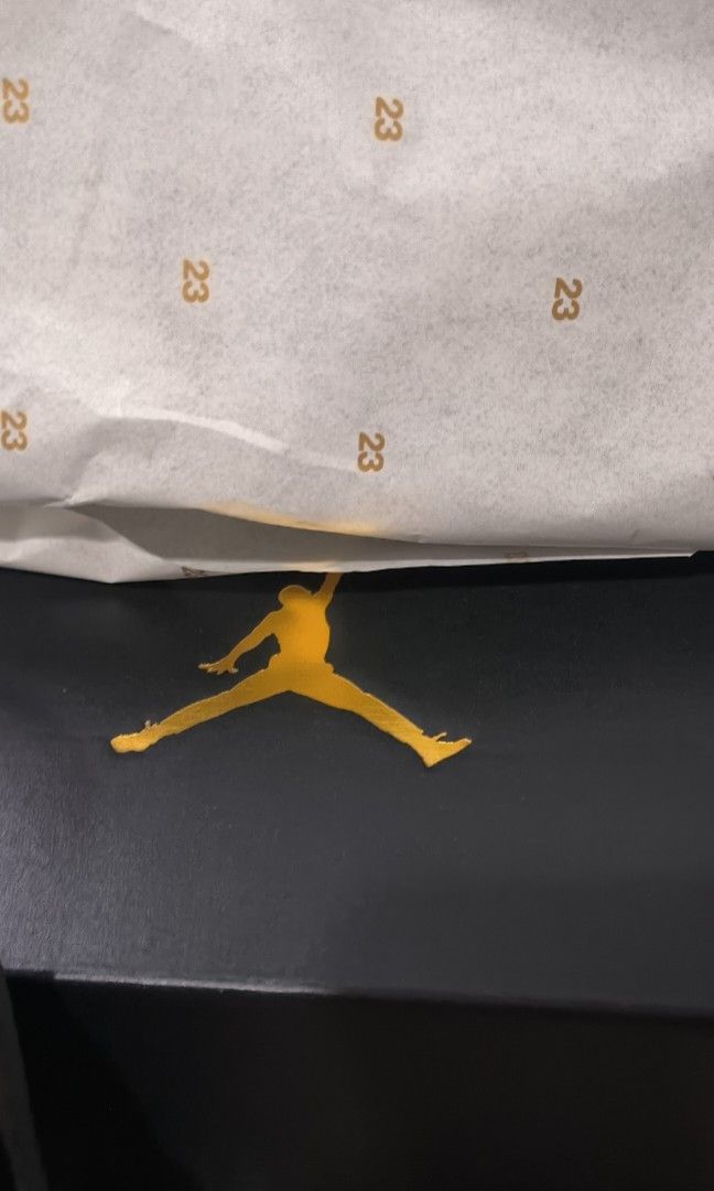 jordan super play slide size 7 bnew (Category: Slippers & Slides) located in Caloocan City. Submitted by cappfinds86177 (Listing ID 1356407662, Image 3). Description: AUTHENTIC size 7 bnew never worn.
