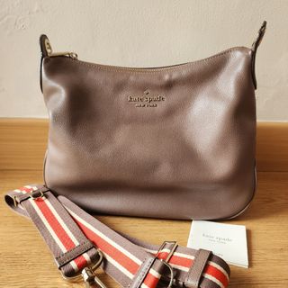 (Kategori: ) berada di . Dikirim oleh sisheila_prelovedstore (ID iklan 1356271294, Gambar 1). Deskripsi: .