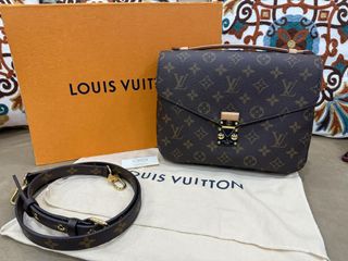 (Category: ) located in . Submitted by shopforyouph (Listing ID 1356388886, Image 1). Description: .