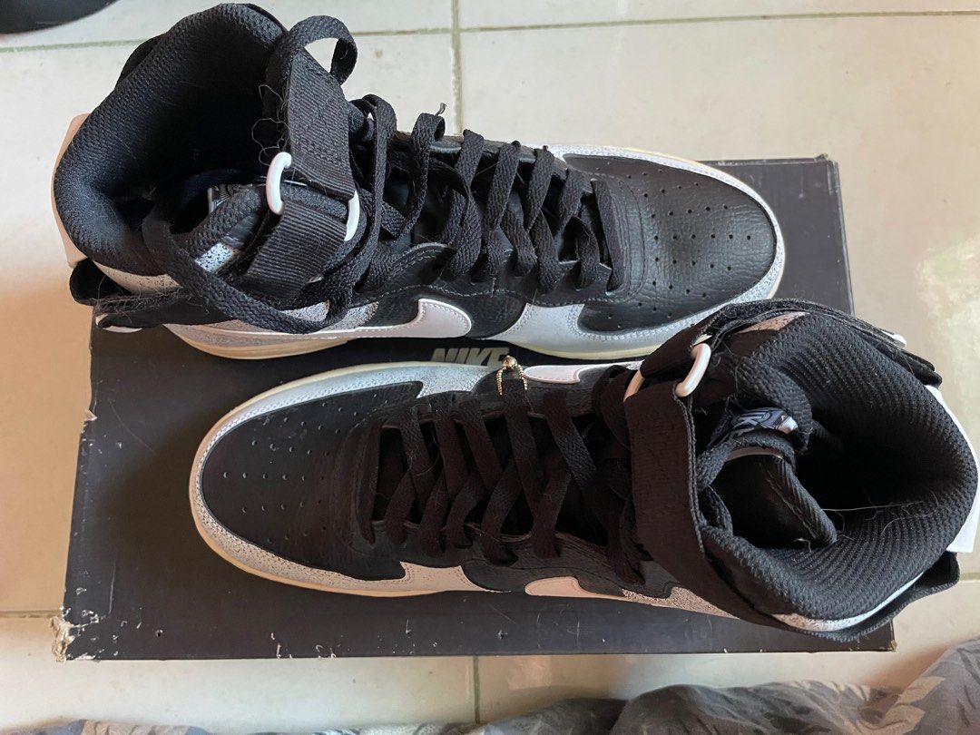 Nike Airforce 1 High 0’7 LX (Category: Sneakers) located in Taguig. Submitted by markydowky29 (Listing ID 1356333620, Image 2). Description: For Sale: Nike Airforce 1 High 0’7 LX - 3,500 Size: 10 US - Used only once - Guaranteed original Location: BCDA, Taguig City .