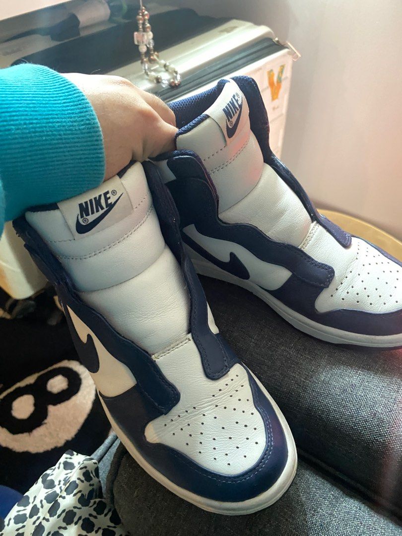 Nike Dunks x Sacai (Category: Sneakers) located in Quezon City. Submitted by secondstreeet (Listing ID 1356275358, Image 2). Description: Nike dunks x sacai 23CM .