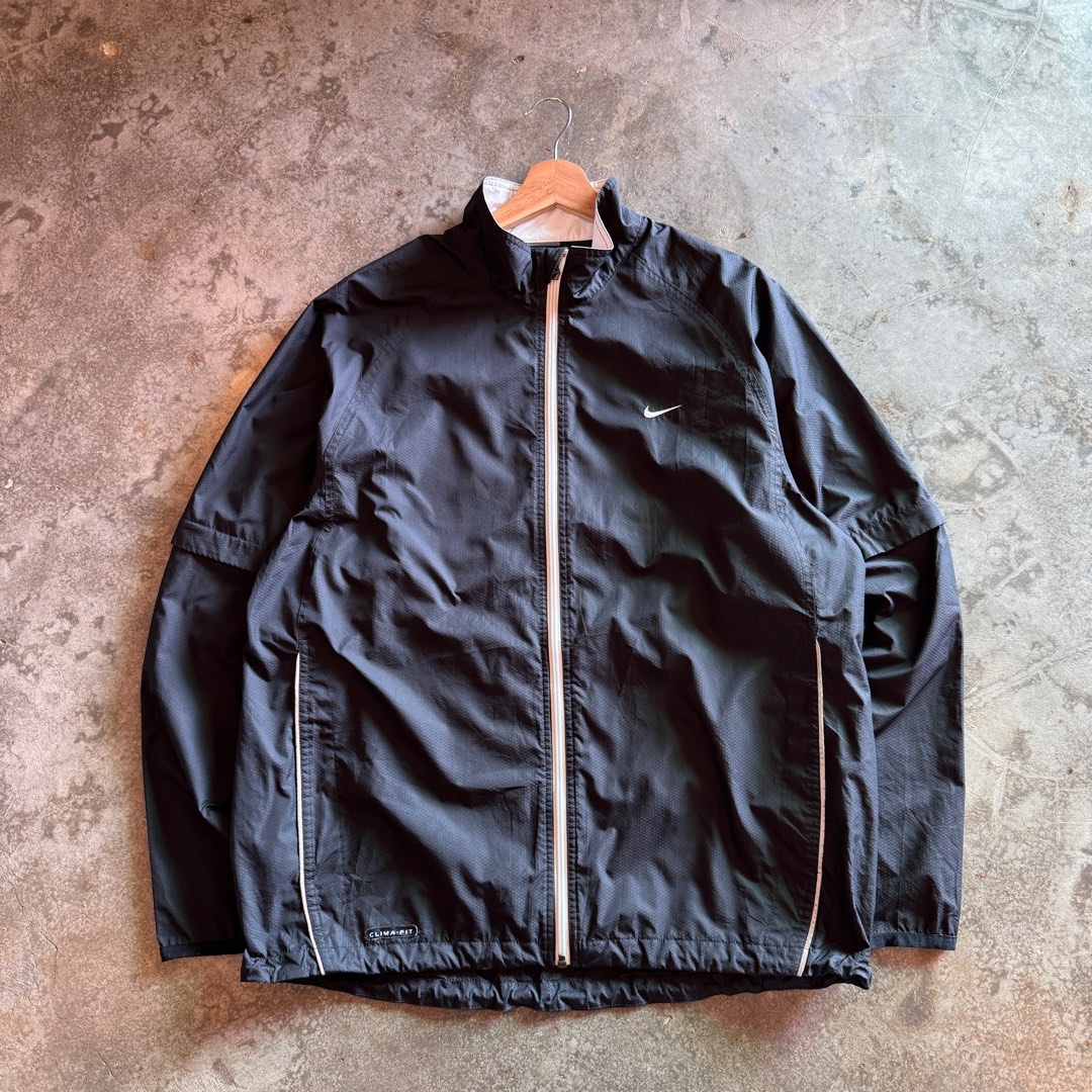 detachable swoosh