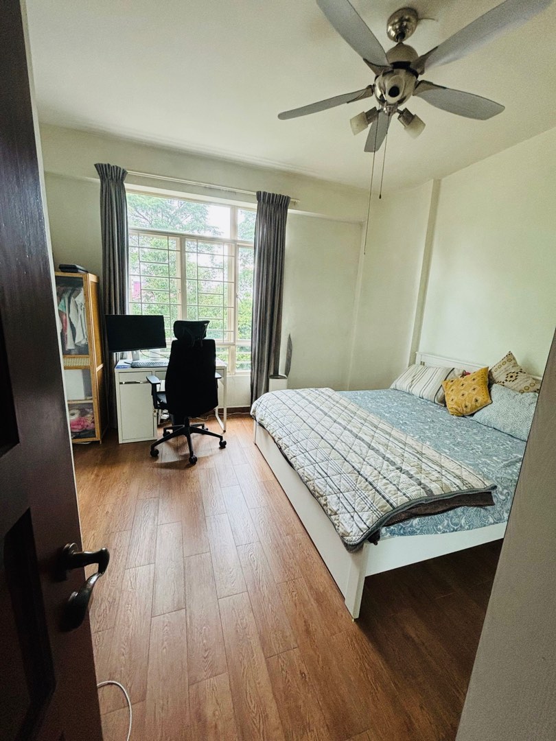 (Category: ) located in . Submitted by vineesh1 (Listing ID 1356354184, Image 1). Description: .