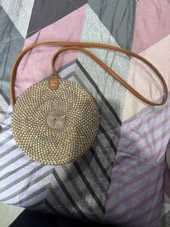 (Category: ) located in . Submitted by shesellpreloved (Listing ID 1356365637, Image 1). Description: .