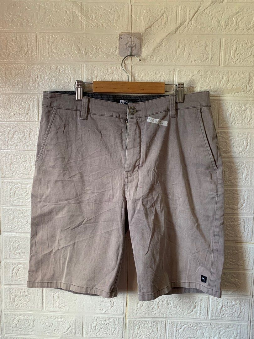 Rip Curl chinos | Size 33 17x20" (Category: Shorts) located in General Trias. Submitted by zrchustle.604 (Listing ID 1356328011, Image 1). Description: .