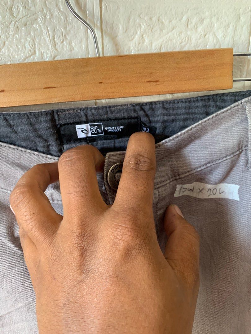 Rip Curl chinos | Size 33 17x20" (Category: Shorts) located in General Trias. Submitted by zrchustle.604 (Listing ID 1356328011, Image 3). Description: .