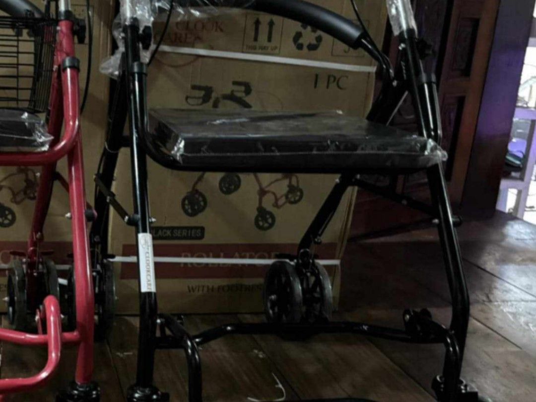ROLLATOR BLACk (Category: Braces, Support & Protection) located in Quezon City. Submitted by jesselee14kpop (Listing ID 1356430658, Image 2). Description: brandnew affordable onhand negotiable good quality and condition open for pick up and delivery high quality we also sell many medical supplies call me 09268225723 cod,gcash,bank transfer.