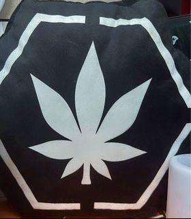 (Category: ) located in . Submitted by the.athena (Listing ID 1356411460, Image 1). Description: .