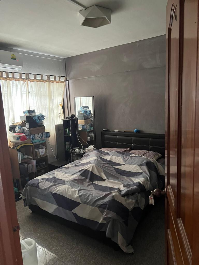 (Category: ) located in . Submitted by peace995 (Listing ID 1352169236, Image 1). Description: .