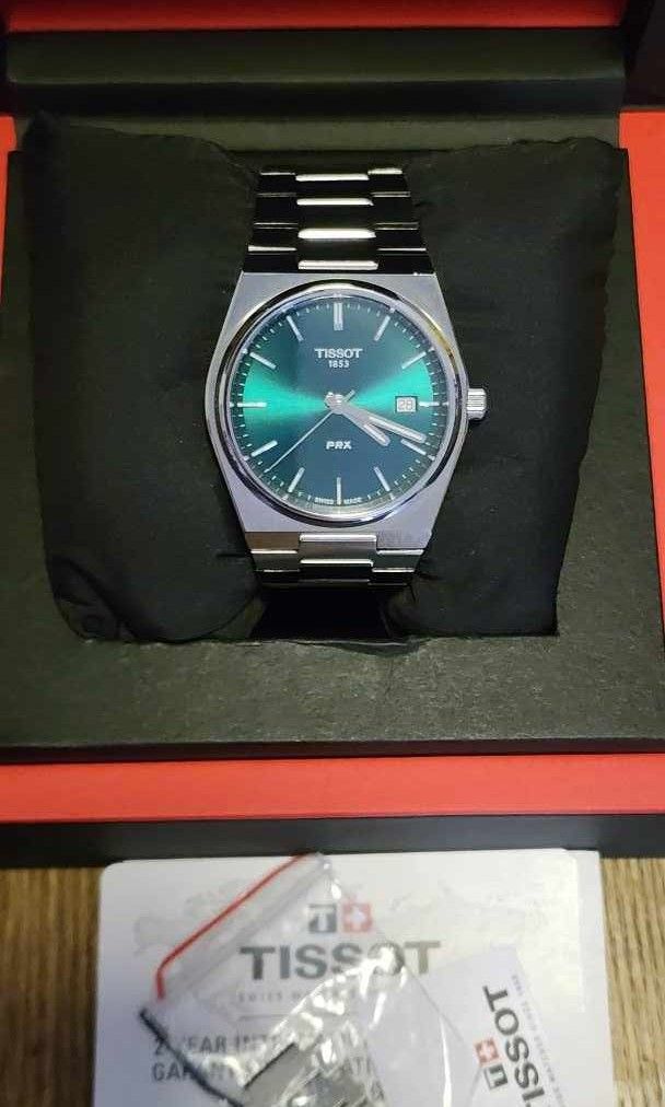 Tissot PRX quartz Green dial 40mm (Category: Luxury Watches) located in Manila. Submitted by penelope_closet (Listing ID 1356280355, Image 1). Description: complete inclusions.