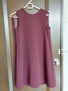 (Category: ) located in . Submitted by handmeglam (Listing ID 1356399725, Image 1). Description: .