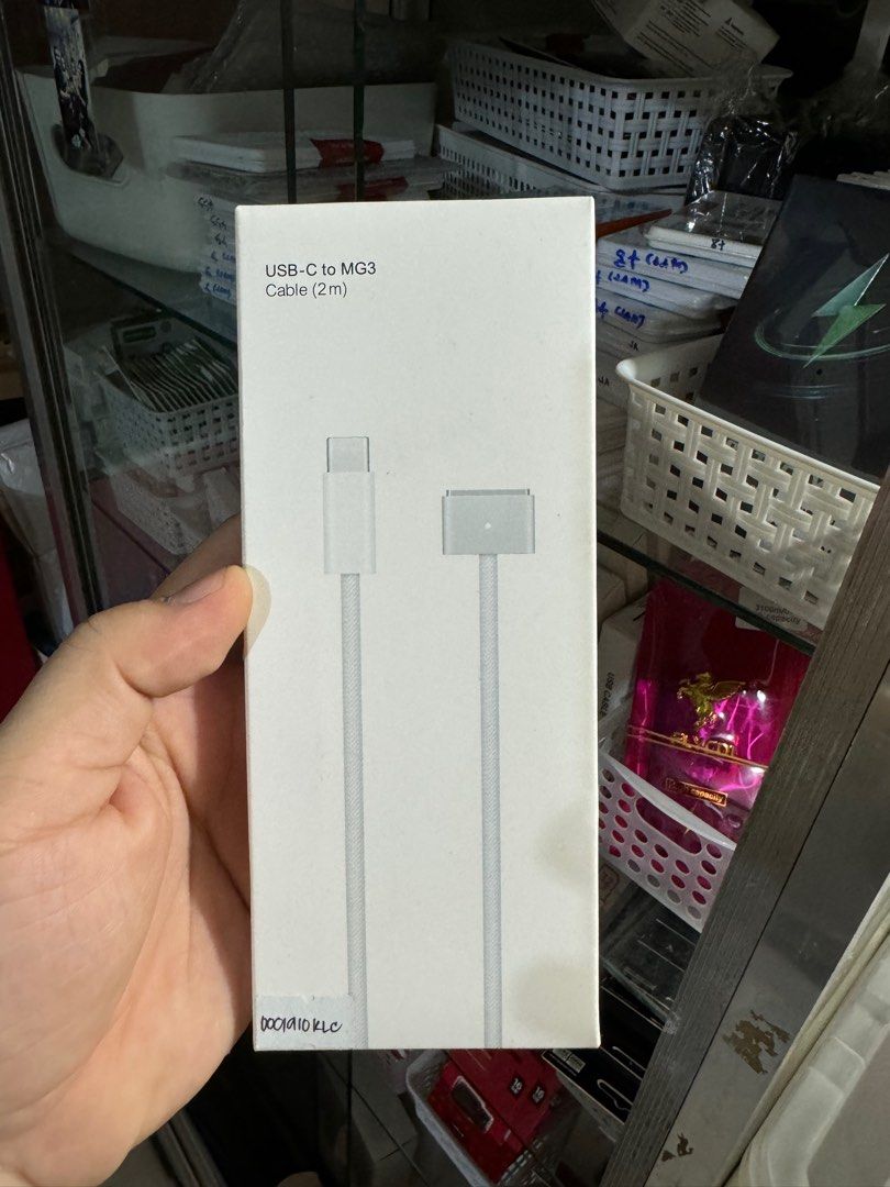 USB-C TO MAGSAFE 3 CABLE (2 meters) (Category: Chargers) located in Makati City. Submitted by jc.cuerdo (Listing ID 1356360219, Image 1). Description: ￼USB-C TO MAGSAFE 3 CABLE (2 meters) This 2 meters charge cable features a magnetic MagSafe 3 connector that helps guide the plug to the power port of your MacBook Pro. Pair it with a compatible USB-C power adapter to conveniently charge your MacBook Pro from a power point and take advantage of fas