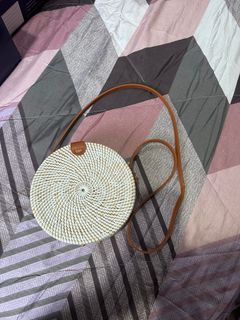 (Category: ) located in . Submitted by shesellpreloved (Listing ID 1356365749, Image 1). Description: .