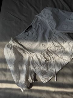 (Category: ) located in . Submitted by decemblue (Listing ID 1356317129, Image 1). Description: .