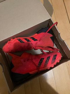 Adidas predator red football boots US 7  UK6.5  EU 40 turf碎釘足球鞋 小童 成人64236318696577110