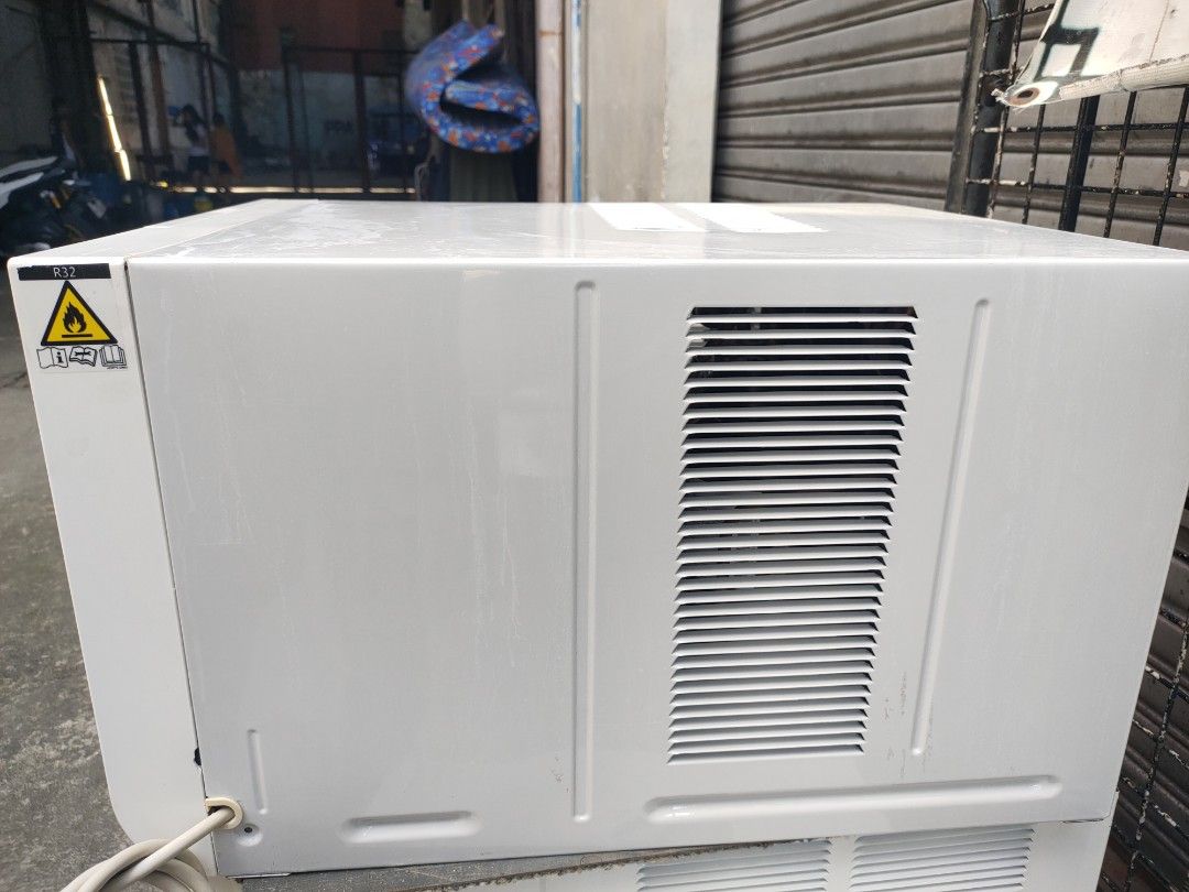 Aircon Panasonic 1HP inverter Grade Good condition timer type (Category: Air Conditioning and Heating) located in Manila. Submitted by bryanadams.9 (Listing ID 1356525855, Image 3). Description: Pwedeng pwede ngayon summer No hidden issue No history of repair Ready to use testosawa bago bayaran with warranty Free deliver around manila pwede din pick up sa bahay (COD) Malinis pa at sariwa pwede sa maarte pm me for more transac sure buyer only than