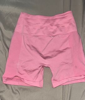 (Category: ) located in . Submitted by declutterwithgel (Listing ID 1356454470, Image 1). Description: .